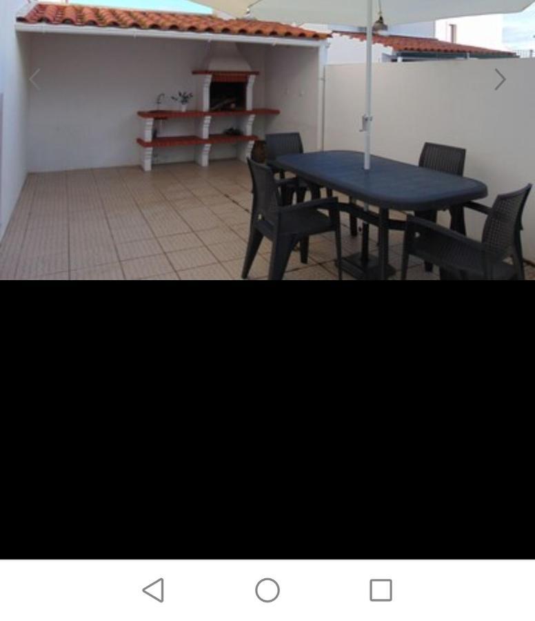 Casinha Res Do Chao Na Nazare Com Quintal E Barbecueヴィラ エクステリア 写真